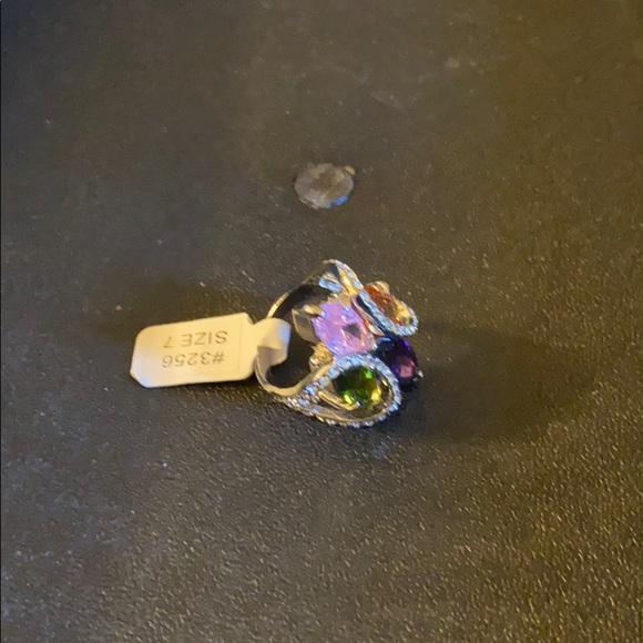 Ring - Picture 2 of 3